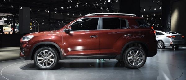 Hyundai ix35 2017 - 2018 фото вид сбоку