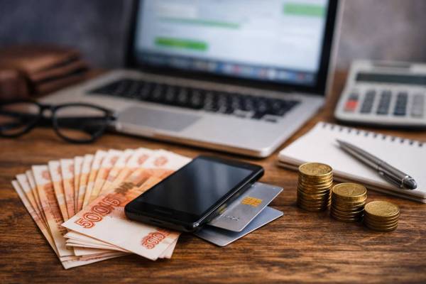 Займ денег на карту: где и как получить деньги быстро и без лишних вопросов